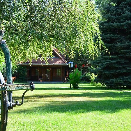 Sipito Pihenopark Hotel Pilis Kültér fotó