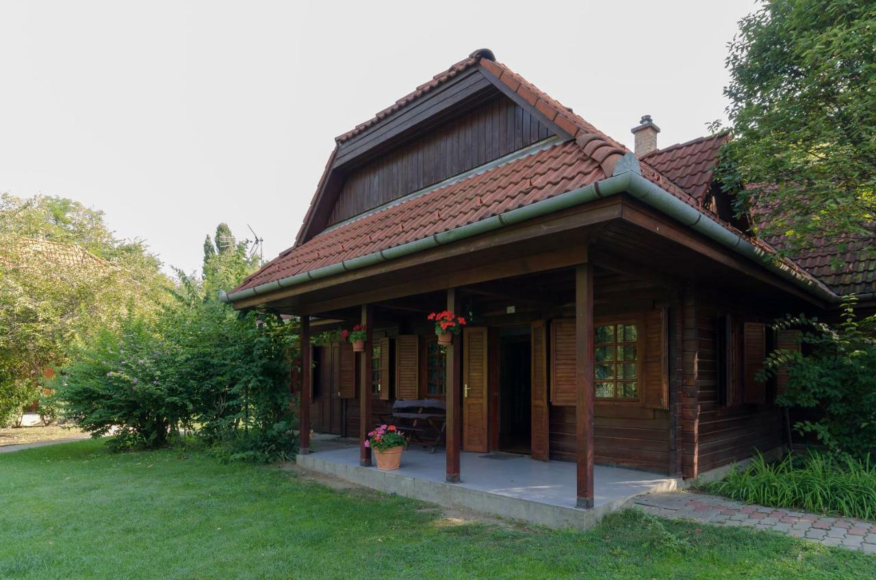 Sipito Pihenopark Hotel Pilis Kültér fotó