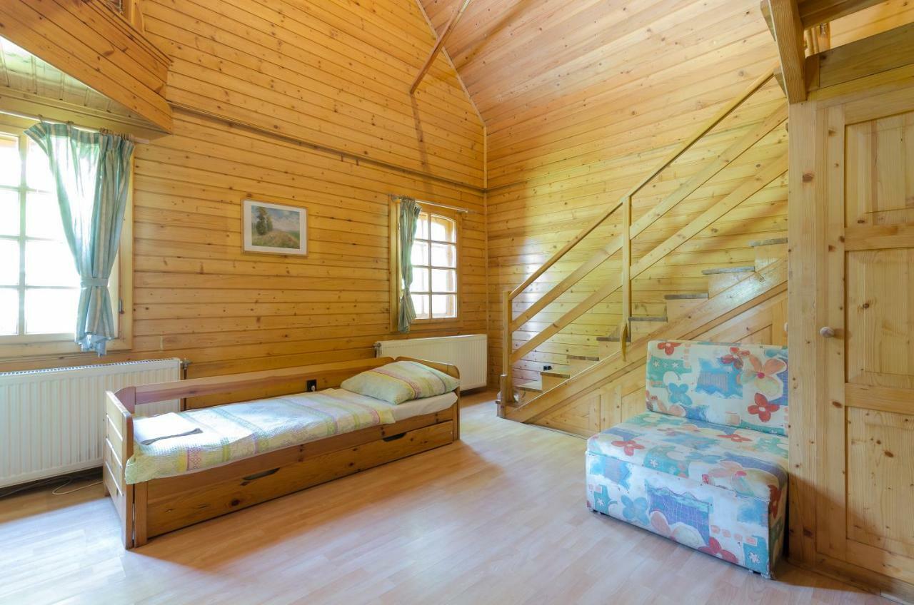 Sipito Pihenopark Hotel Pilis Kültér fotó
