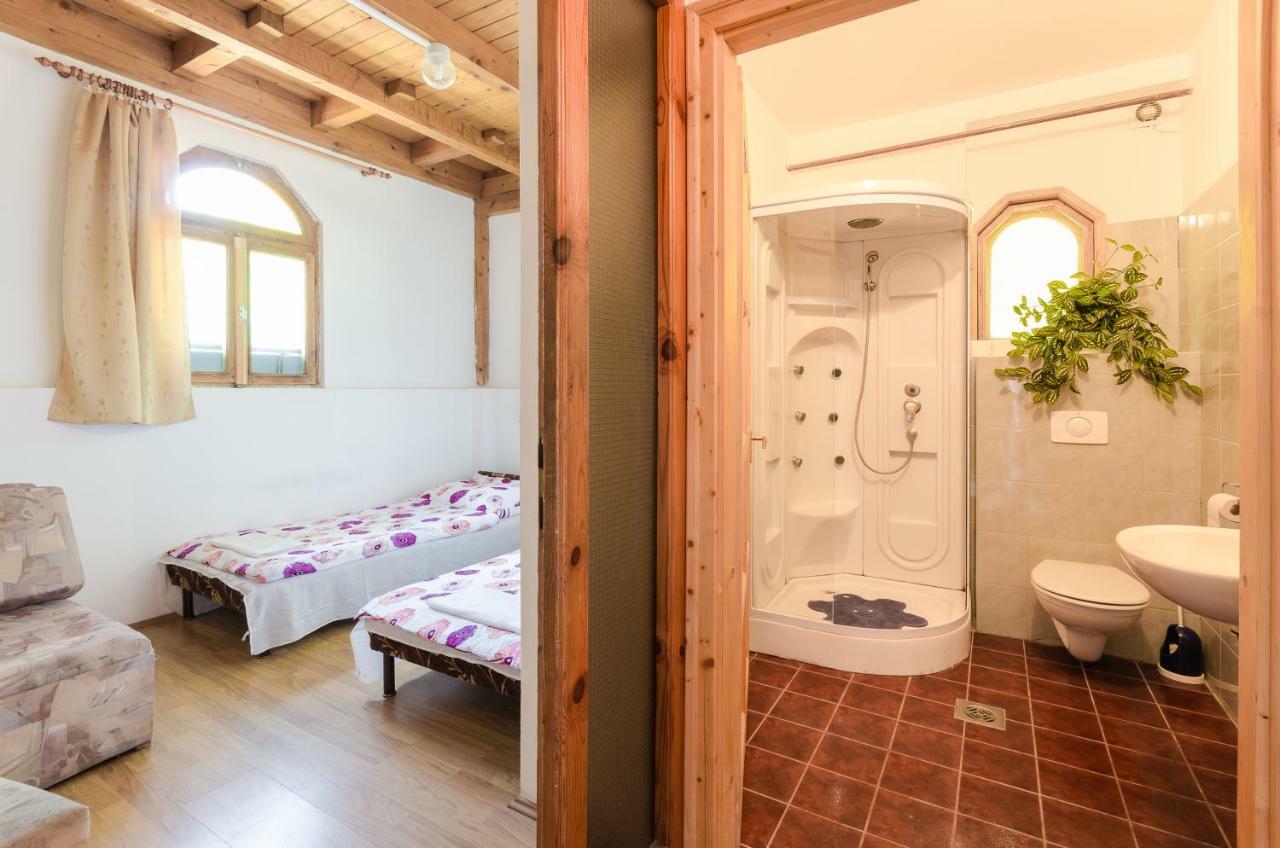 Sipito Pihenopark Hotel Pilis Kültér fotó