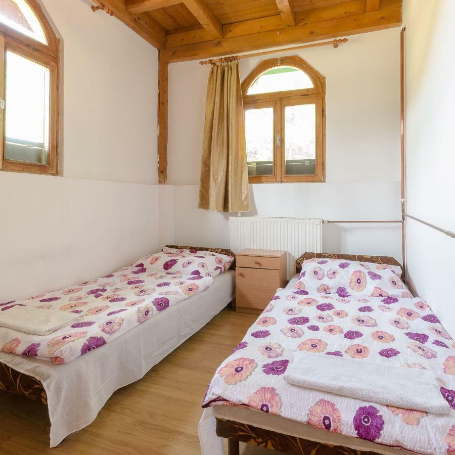 Sipito Pihenopark Hotel Pilis Kültér fotó