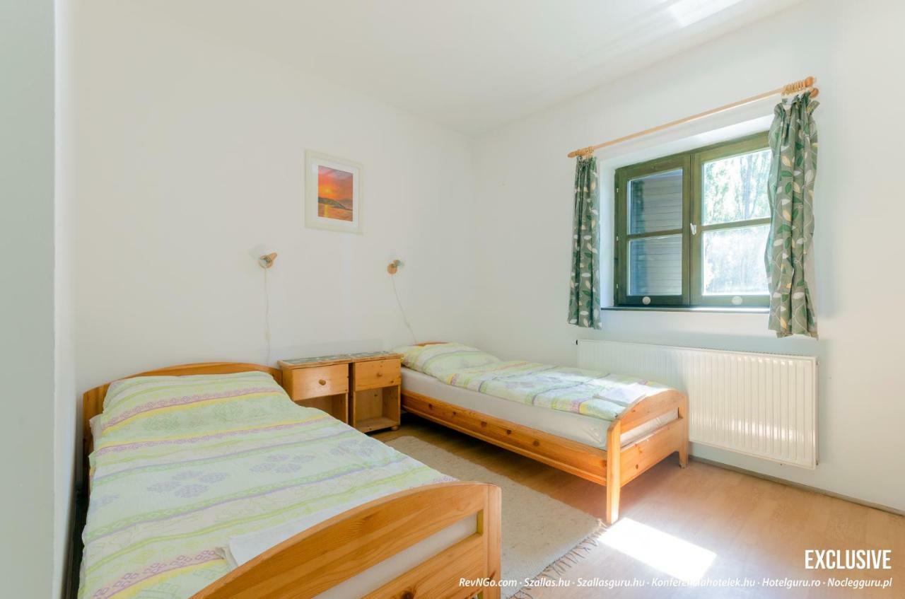 Sipito Pihenopark Hotel Pilis Kültér fotó